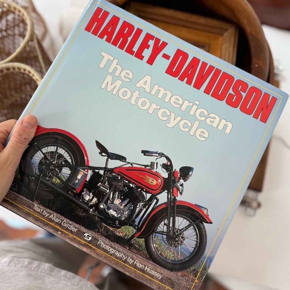 Harley-Davidson the American motorcycle Motorcycle Book